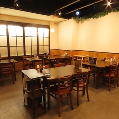 当店では、40名様～最大60名様までの貸切利用も承っております。会社のご宴会や打ち上げ、仲間内での集まりなど、周りを気にせず盛り上がれるプライベート空間としてご利用いただけます。料理とお酒を囲みながら、にぎやかで楽しいひとときをお過ごしください。お気軽にお問い合わせください！