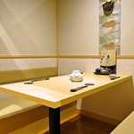 会社帰りの一杯♪はこちらの少人数個室でどうぞ。