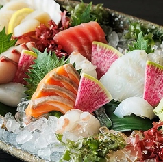 豊富な種類の魚料理