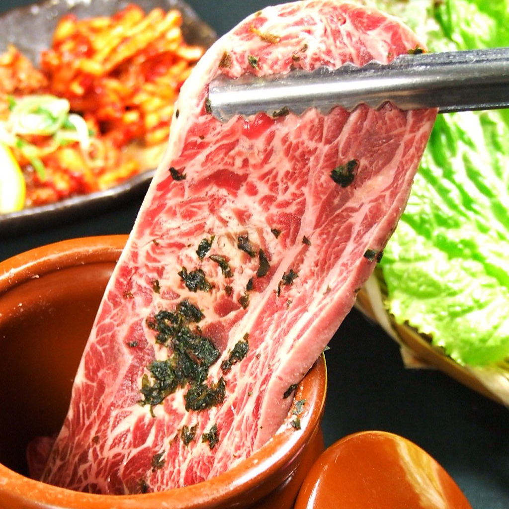 どん♪こだわり壺ハラミ3．肉を柔らかくする『お酢』香り付に『大葉』スタミナのつく『にんにく』で