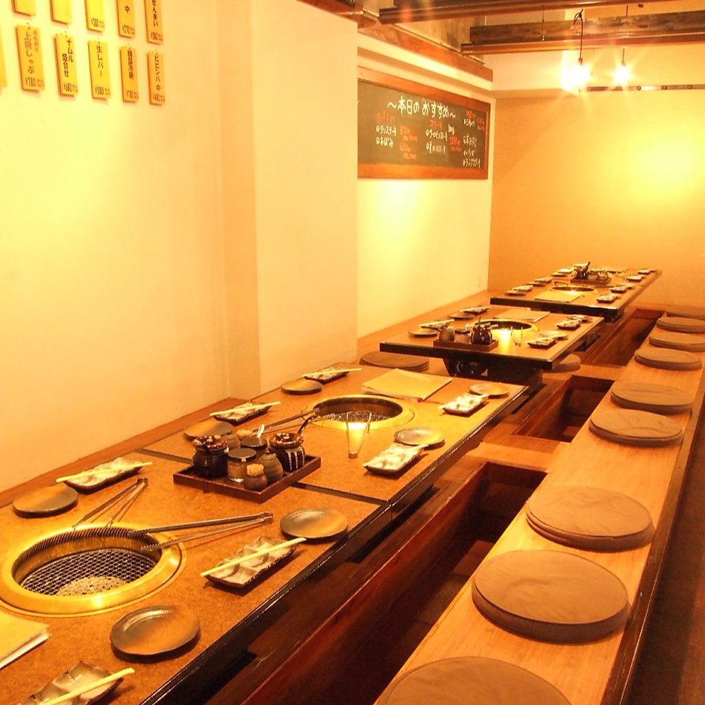 どどん♪こだわりその4．奥には掘りごたつ座敷もご用意★ゆったり座って宴会も可能です。