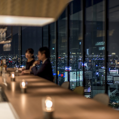 The Living Room with SKY BAR 三井ガーデンホテル名古屋プレミア18Fの特集写真