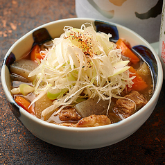 【もつ煮、卓上解禁。】