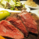 当店自慢の牛ハラミステーキをご紹介！赤身肉の旨味がギュッと凝縮された逸品で食欲がそそられます！