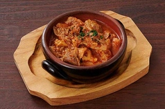 牛スジ肉とトリッパの煮込み