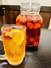 いちごとライチのフルーツハイボール