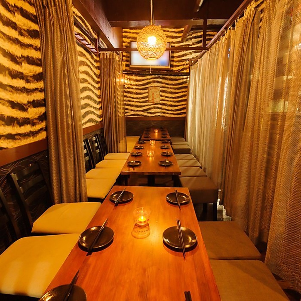 【新宿×居酒屋　食べ飲み放題あり】宴会の個室も♪炙り肉寿司付き90品以上食べ飲み放題★2980～