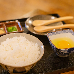 雑炊セット(ご飯・卵・薬味・スープ)
