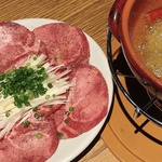 牛タンしゃぶしゃぶアヒージョ