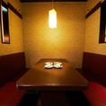 完全個室は2名様からご用意しております。間接照明と和の装飾の数々が洗練された大人な空間を演出しております！扉付きとなっておりますので周りを気にせずお楽しみいただけますよ！当店でゆっくりと羽を伸ばしてご寛ぎくださいませ♪(大井町/個室/串焼き/野菜巻き)