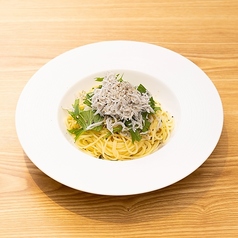 釜揚げしらすのペペロンチーノ