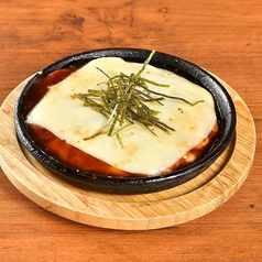 ソーセージ盛合せ/明太マヨお好み焼き/チーズお好み焼き 各