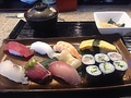 料理メニュー写真 握り寿司　（神戸市兵庫区の活魚専門の魚屋さんから超新鮮な魚介類が入荷します）