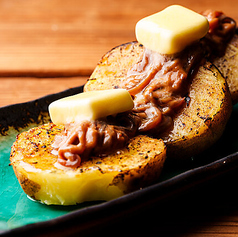 北海じゃがいもイカ塩辛肝醤油バター焼き