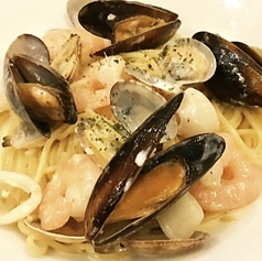 4種シーフードクリームパスタ