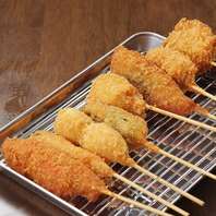 新鮮海鮮と串カツを堪能！一品料理も自慢◎