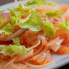 クラゲのスパイシーサラダ