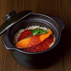 【土鍋ご飯】鮭いくら