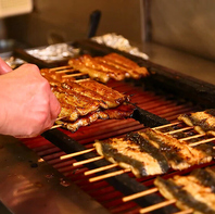 うなぎの焼き加減は職人の熟練した技