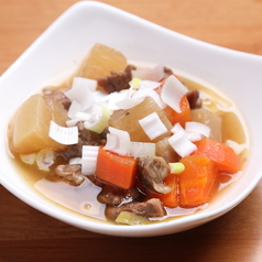 もつ煮込み/牛すじ煮込み