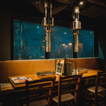 ボックス席はデートにオススメのお席。仕切りがあるためプライベートなシーンでもご利用いただけます