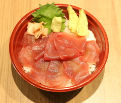 マグロ丼