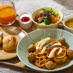 15時以降のアフタヌーンプレート 選べるパスタセット　ミートボールのボロネーゼスパゲッティ