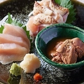 料理メニュー写真&nbsp;鳥刺し3点盛り合わせ(もも、むね、レバー)