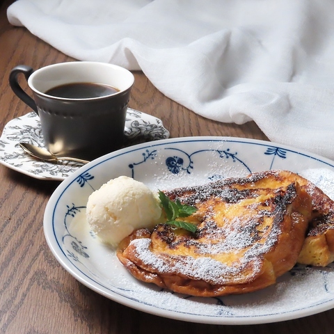 Fika Bloom in tB[J u[ C