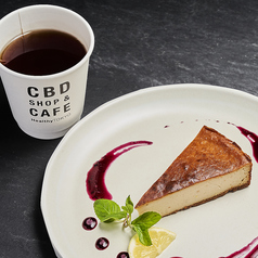 CBD cake + CBD drink