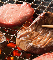 特選！厚切り牛タン炭火焼(100ｇ)