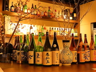 日本酒やウイスキーを豊富に取り揃えております。