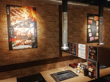 炭火ラム焼肉専門店 愉崇の雰囲気1