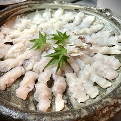 ◎季節に合わせた鍋料理各種あります。定番　寄せ鍋　鴨ネギ鍋　季節もの　鱧すき　紅ズワイガニ鍋の写真