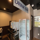 多彩なソフトドリンクを、お好きなタイミングで飲みたいぶんだけ楽しめるドリンクバーを設置しております。
