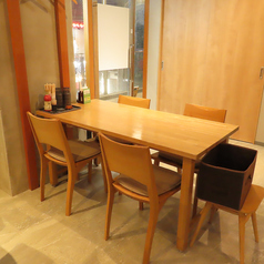 2名様～4名様までご利用可能のお席