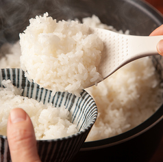 炊き立てにこだわる、ふっくらツヤツヤのご飯