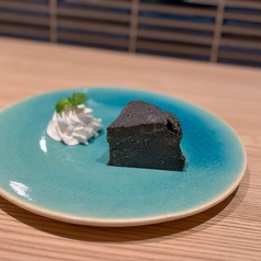 黒ごまのバスクチーズケーキ