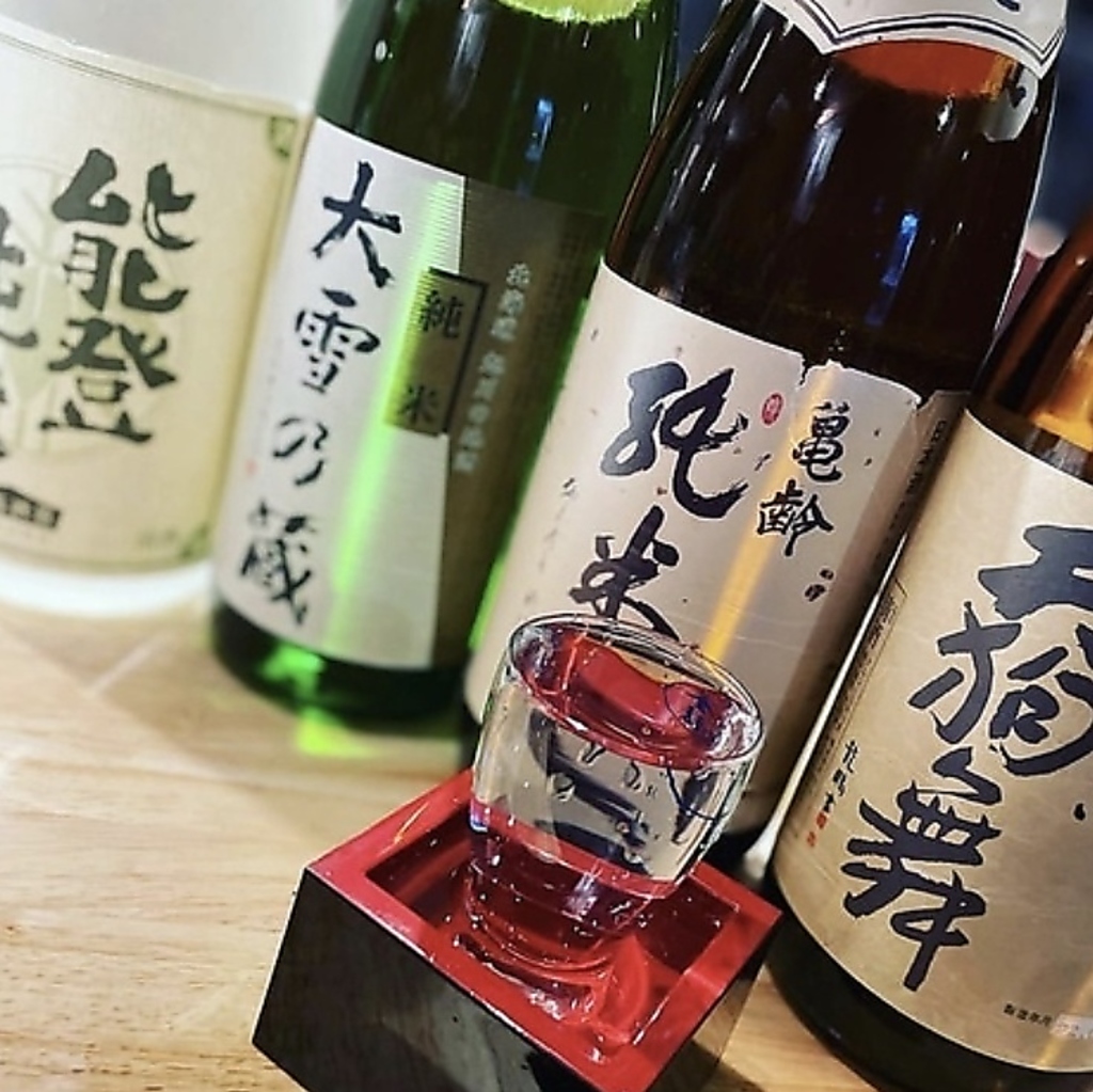 希少銘柄から旬の味まで揃う地酒40選