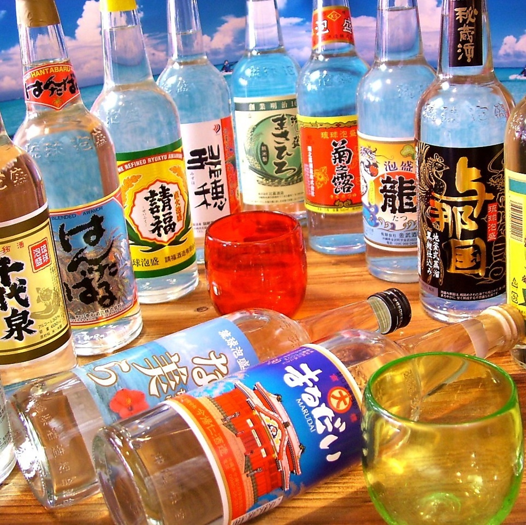 泡盛の種類が豊富なお店「な美ら」！泡盛を含む120分飲み放題が2600円(税込)と嬉しい価格でご案内◎