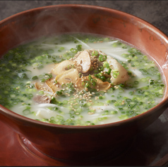 超人的にんにくネギスープ