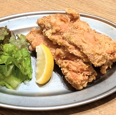 鶏もものデカ唐揚げ