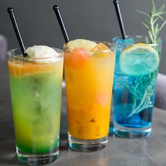 BISTRO LIBERTY UMEDAの特集写真