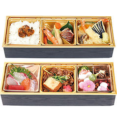 ●牛すき二段弁当