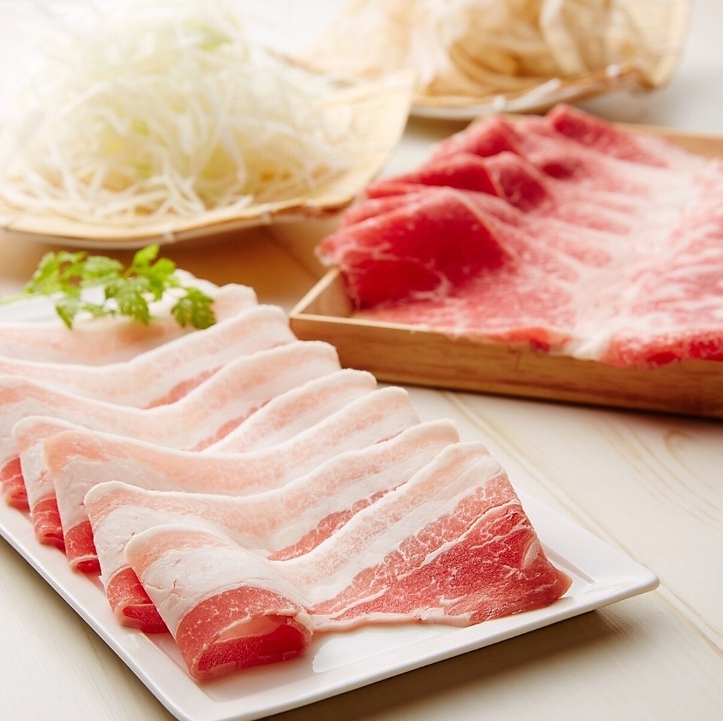 肉屋直営だからできる上質のお肉を切り立てでご提供！いつも新鮮、綺麗に盛り付けます(^▽^)/