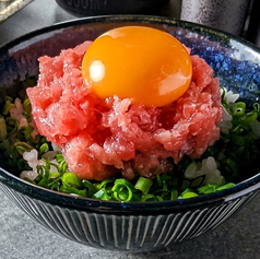 まぐろトロ玉丼