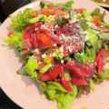 料理メニュー写真&nbsp;ローストビーフサラダ