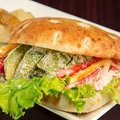料理メニュー写真 下北バーガーシーザー