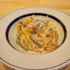 【人気】季節の食材のパスタの写真