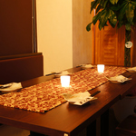 落ち着いてお食事できる個室が整っております。5名様前後のご来店の場合、個室利用がおすすめです◎